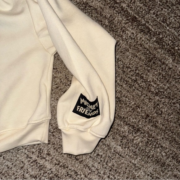 DISNEY MICKEY & FRIENDS CROPPED HOODIE XL CREAM NWOT  DISNEYLAND JUNIORS - Picture 2 of 6